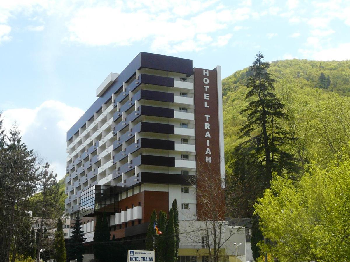 Hotel Traian Caciulata Călimăneşti Zewnętrze zdjęcie