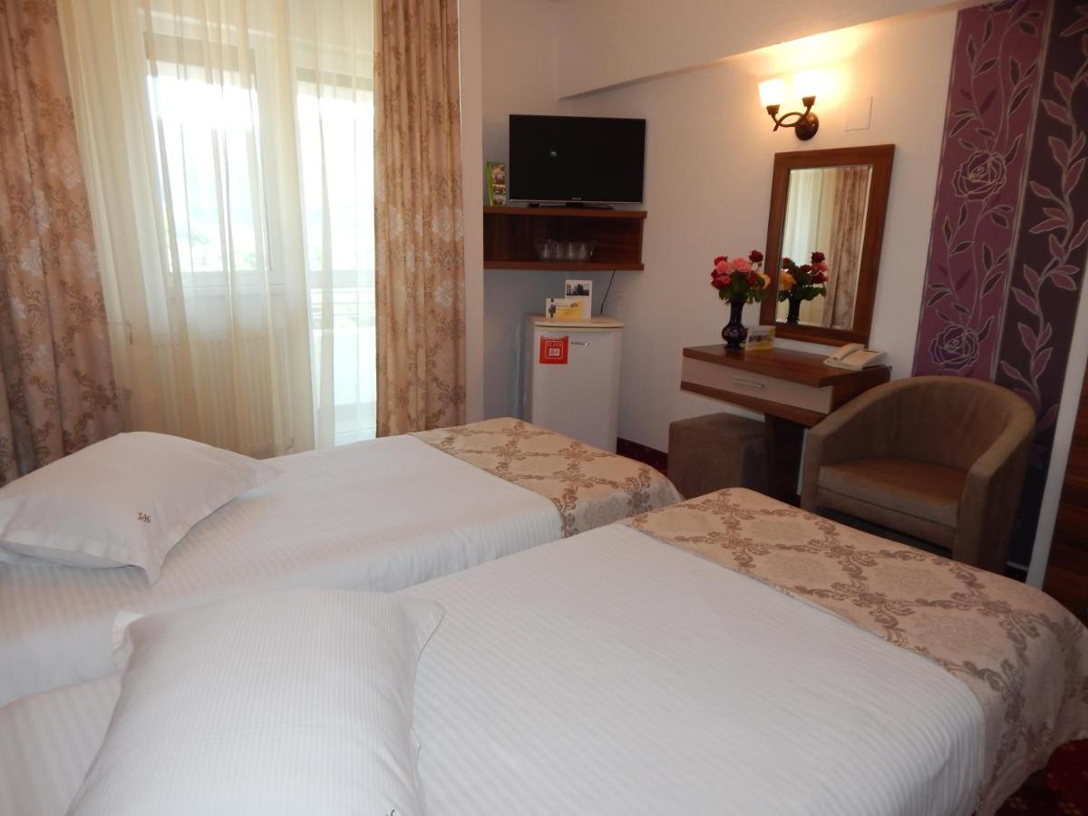 Hotel Traian Caciulata Călimăneşti Zewnętrze zdjęcie