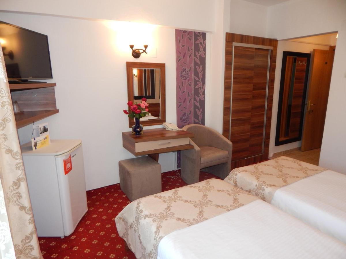 Hotel Traian Caciulata Călimăneşti Zewnętrze zdjęcie