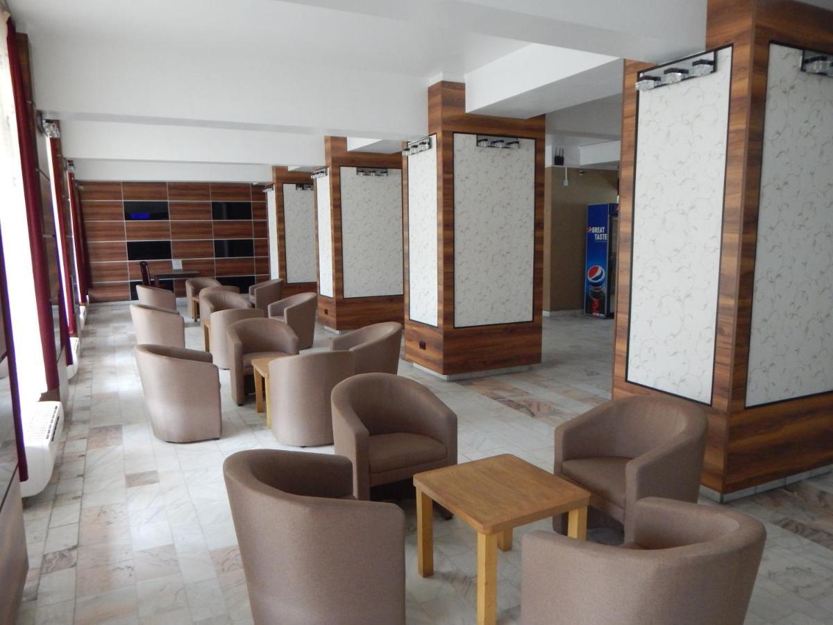 Hotel Traian Caciulata Călimăneşti Zewnętrze zdjęcie